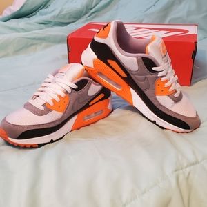 Nike Air Max 90 men's size 8/women's size 9.5